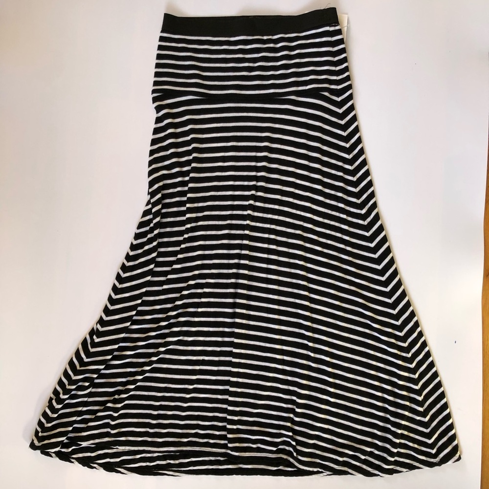 BCBGMaxAzria Black and White Striped Maxi Skirt